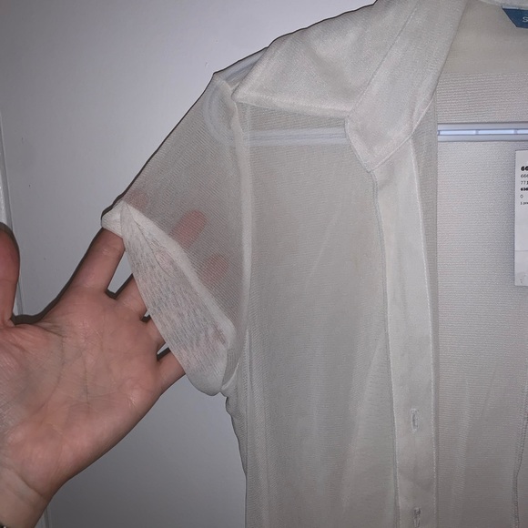 [M]👚SMART SET off-white sheer button up - Picture 2 of 8